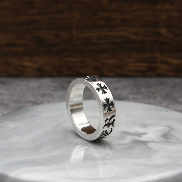 Silver Gothic Cross Ring - Image 3